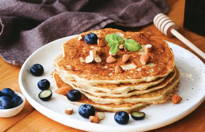 ALMOND-BLUEBERRY PANCAKES